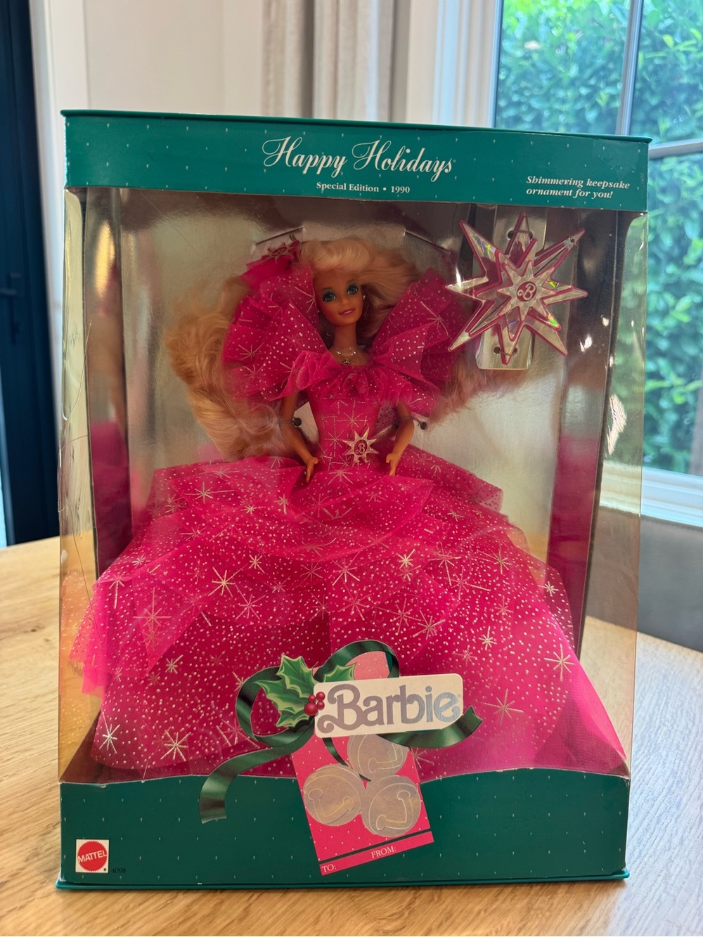Vintage 1990 Happy Holidays Barbie